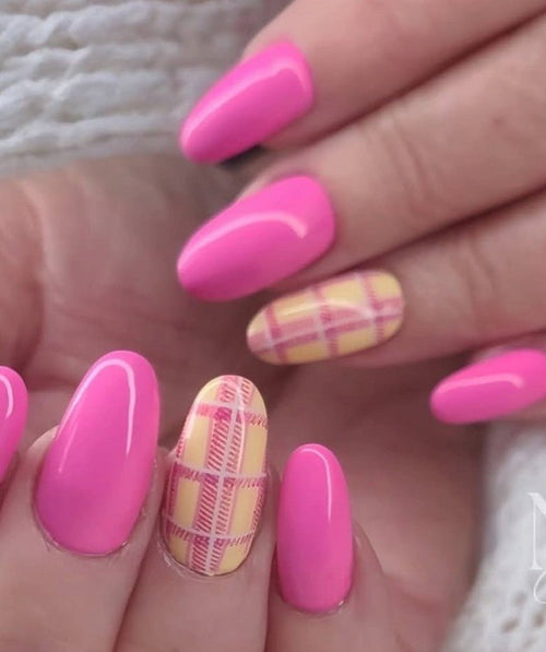 CJS-56 Got Plaid? - Ongles Elaine Lemay