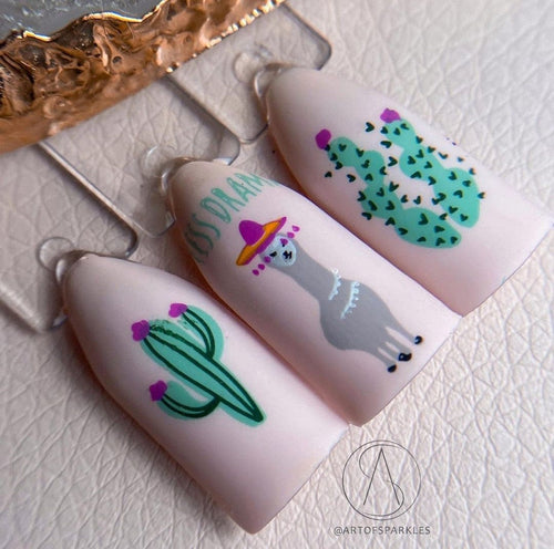 CJS-98 Love at First Llama - Ongles Elaine Lemay