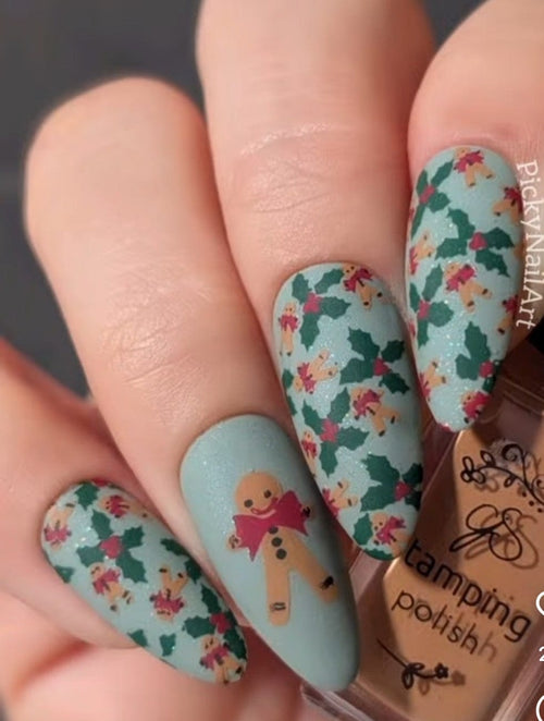 CJS-C-88 Gifts, Glides & Holly Vibes Wallpaper - Ongles Elaine Lemay