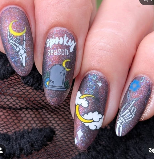 CJS-H-94 Spooky season - Ongles Elaine Lemay