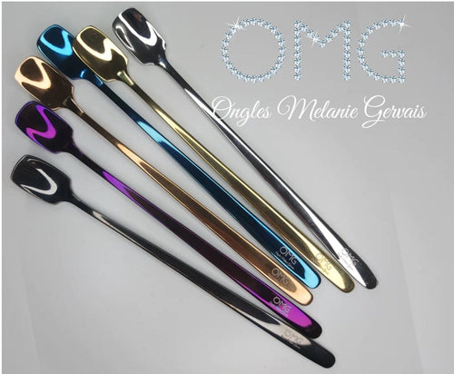 Cuillère projet secret OMG - Ongles Elaine Lemay