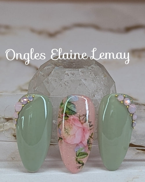 Daydream - Ongles Elaine Lemay