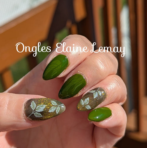 Enchanted Moss - Ongles Elaine Lemay