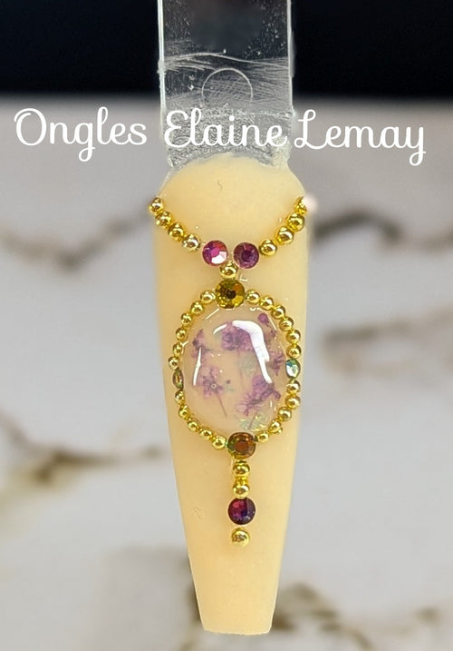 Fleurs sechées - Ongles Elaine Lemay
