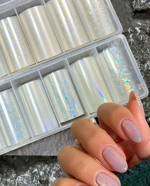 Foil holo 2025 - Ongles Elaine Lemay