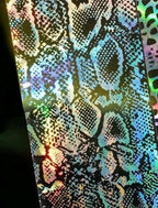 Foil holo serpent - Ongles Elaine Lemay