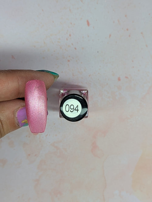 #094 Passionate Pink vernis à stamping - Ongles Elaine Lemay 