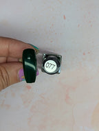 #077 Lush Leaf vernis à stamping - Ongles Elaine Lemay 