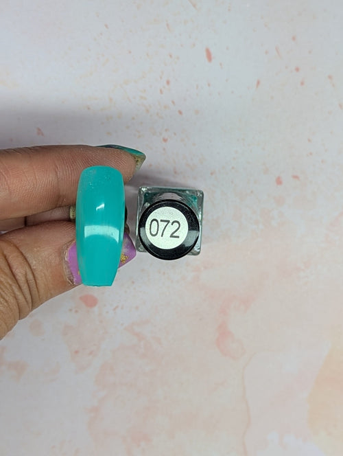 #072 Palm Frond vernis à stamping - Ongles Elaine Lemay 