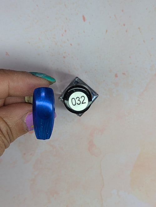 #032 Blue Right on By vernis à stamping - Ongles Elaine Lemay 