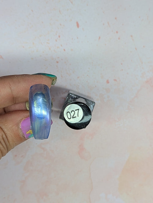 #027 The Eyes of a Unicorn vernis à stamping - Ongles Elaine Lemay 