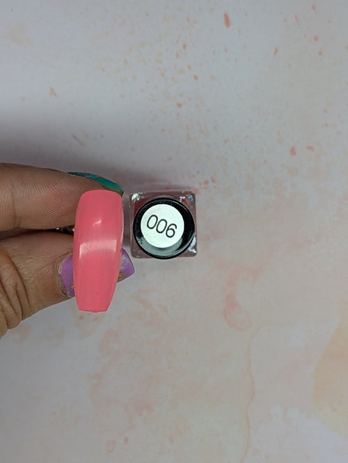 #006 Ka Pink vernis à stamping - Ongles Elaine Lemay 