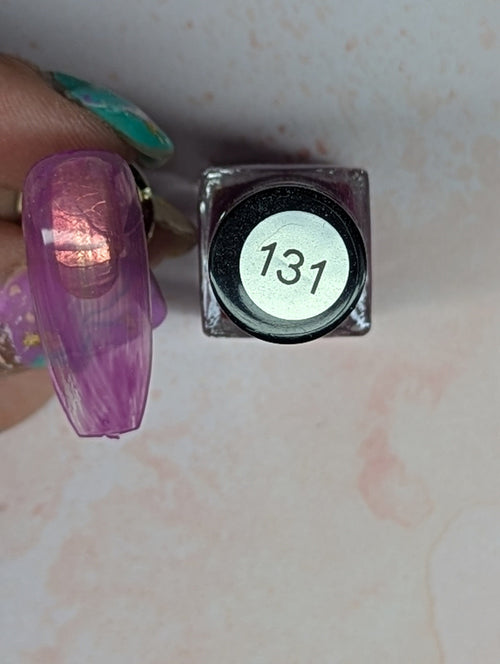 #131 Pickled Beet (sheer) vernis à stamping - Ongles Elaine Lemay 