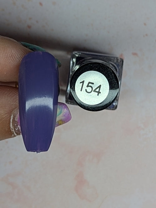 #154 Lilac vernis à stamping - Ongles Elaine Lemay 