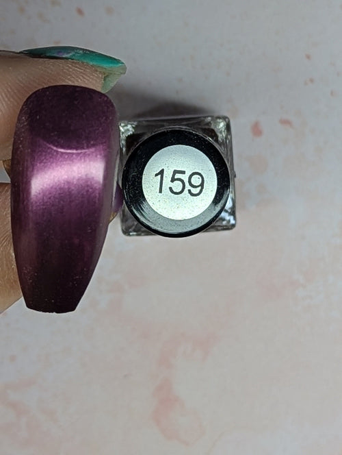 #159 Shimmering Grape vernis à stamping - Ongles Elaine Lemay 