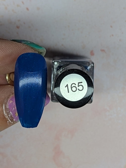 #165 Ruffle my Feathers vernis à stamping - Ongles Elaine Lemay 