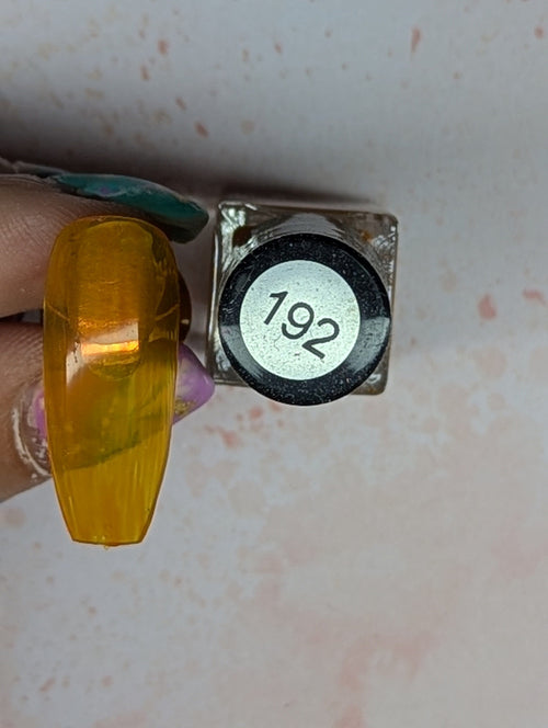 #192 Pumpkin Spice vernis à stamping - Ongles Elaine Lemay 