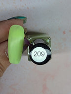 #209 Limeade vernis à stamping - Ongles Elaine Lemay 