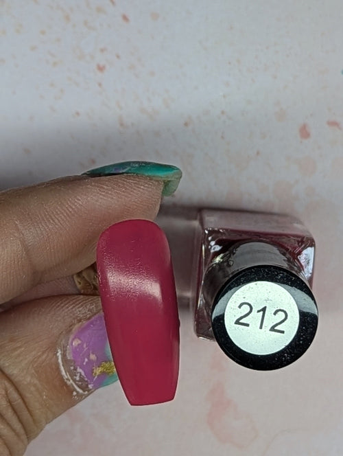 #212 Racey Rose vernis à stamping - Ongles Elaine Lemay 