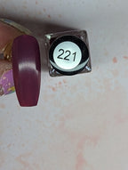#221 Mulberry Magic vernis à stamping - Ongles Elaine Lemay 