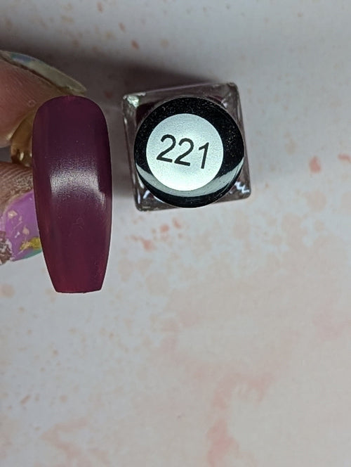 #221 Mulberry Magic vernis à stamping - Ongles Elaine Lemay 