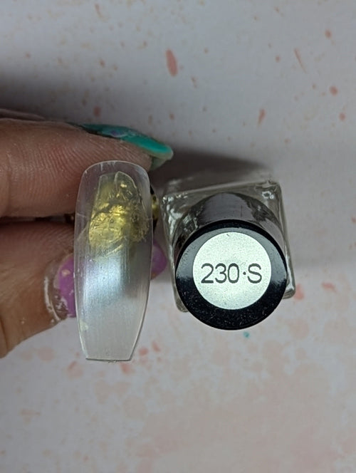 #230-S All is Calm (sheer) vernis à stamping - Ongles Elaine Lemay 