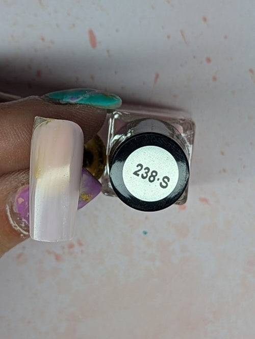 #238-S Soft Bloom (sheer) vernis à stamping - Ongles Elaine Lemay 