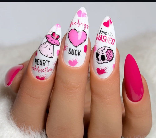 CJS-V-42 My Creepy Valentine - Ongles Elaine Lemay 