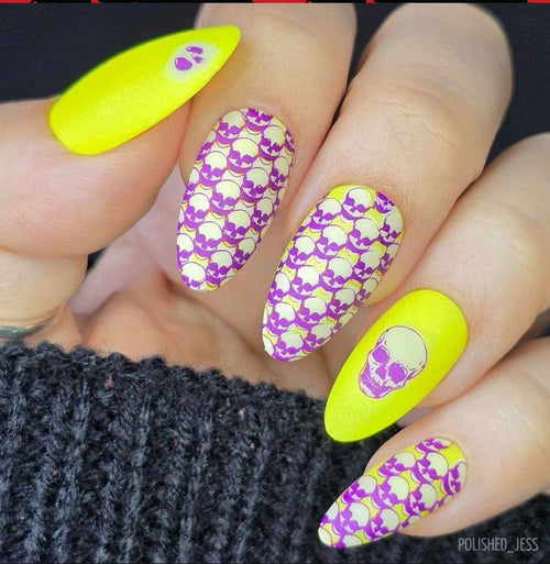 CJS-H-118 Wallpaper Skeletons - Ongles Elaine Lemay 