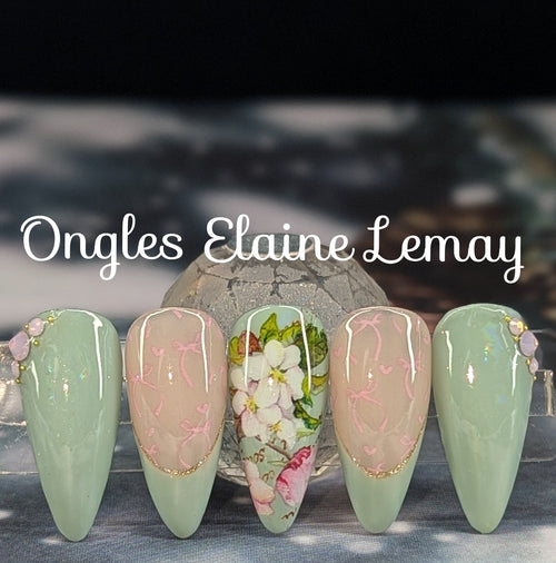 Frozen Sage - Ongles Elaine Lemay