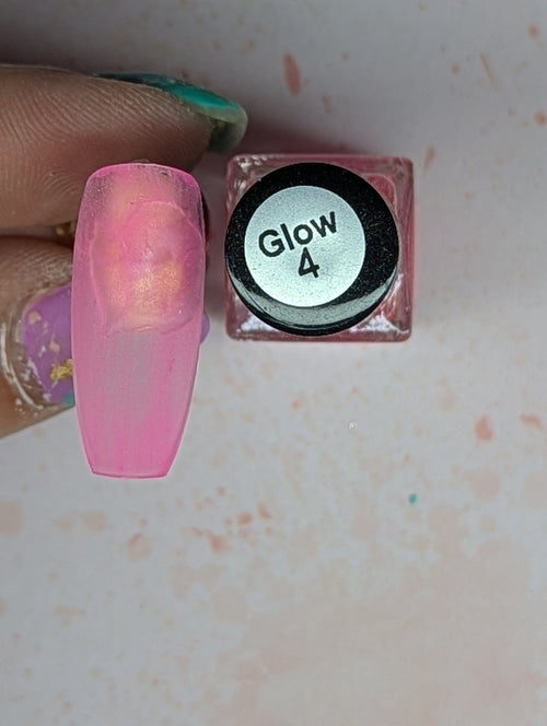 Glow 04 Fuchsia vernis à stamping - Ongles Elaine Lemay
