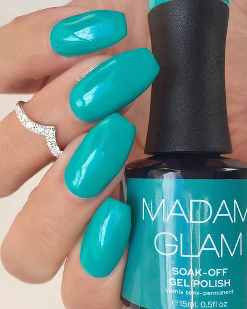 Hero Turquoise - Ongles Elaine Lemay