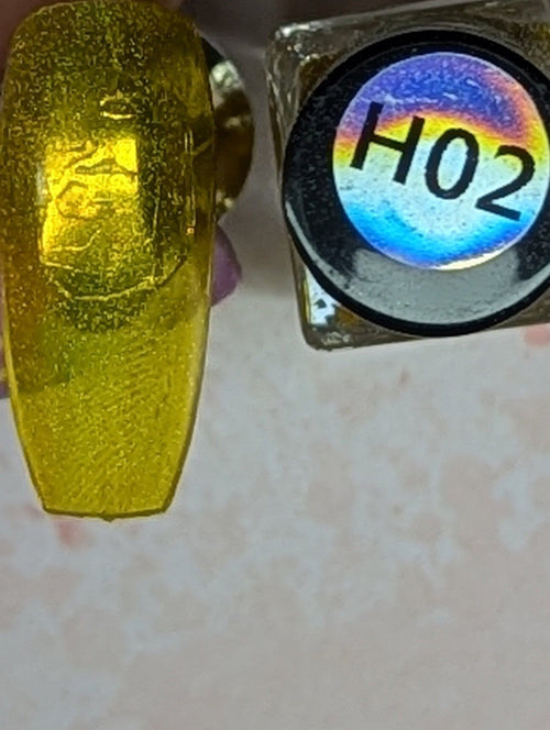 Holo 02 Proceed with caution vernis à stamping - Ongles Elaine Lemay