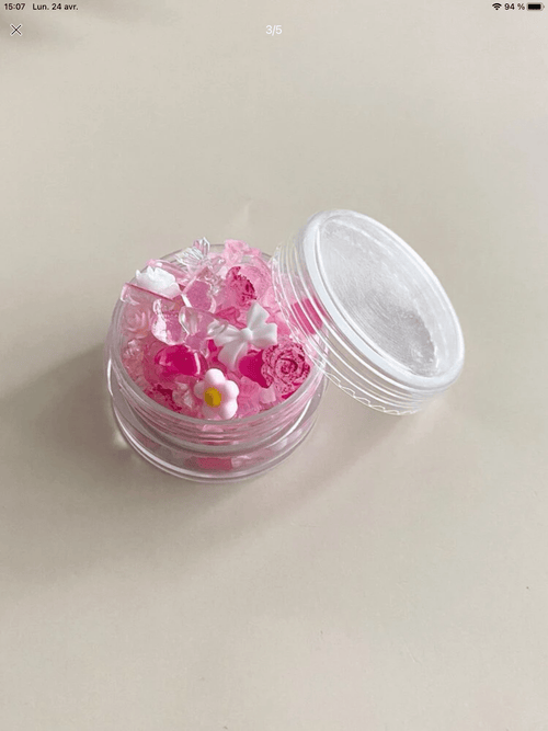 Mix aléatoire bijoux 3D rose - Ongles Elaine Lemay 
