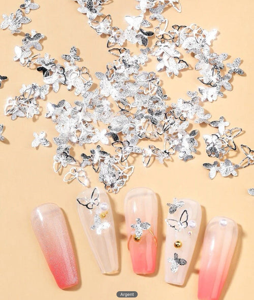 Papillons 3D métalliques (3 options) - Ongles Elaine Lemay 