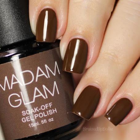 On my brown - Ongles Elaine Lemay