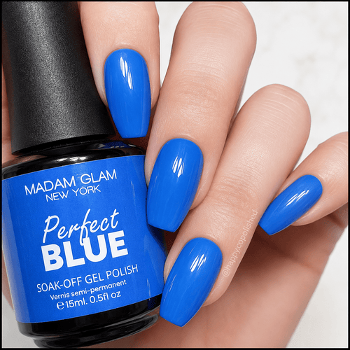 Perfect Blue - Ongles Elaine Lemay