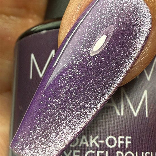 Pom Pom Plum - Ongles Elaine Lemay