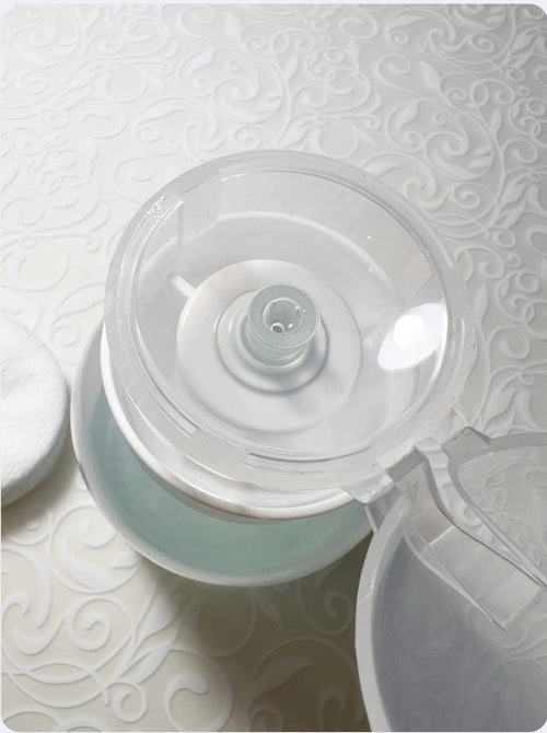 Pompe à liquide - Ongles Elaine Lemay