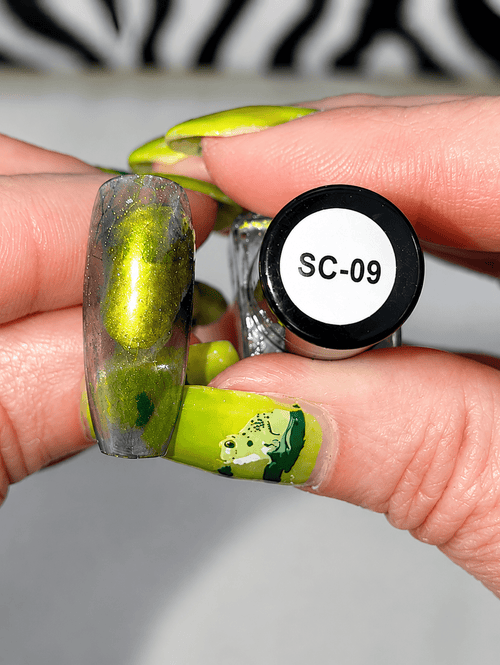 SC-09 Emerald Eye vernis à stamping - Ongles Elaine Lemay