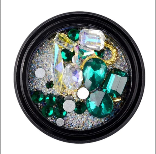 Bijoux mix Vert Emeraude - Ongles Elaine Lemay 