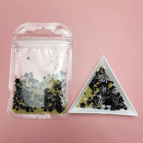 Petites Fleurs 3D Noir/Or - Ongles Elaine Lemay 