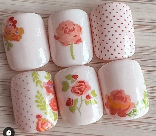 CJS-279 Floral Blossom 1 - Ongles Elaine Lemay 