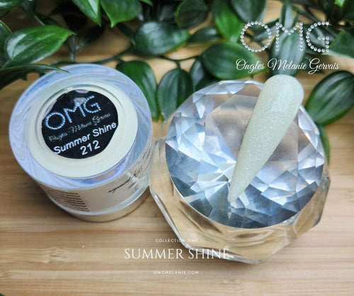 OMG Summer Shine #212 - Ongles Elaine Lemay 