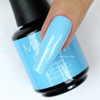 Baby Blue - Ongles Elaine Lemay 