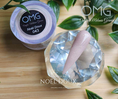 OMG Noël Doux #043 - Ongles Elaine Lemay 