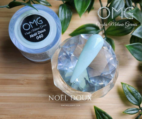 OMG Noël Doux 040 - Ongles Elaine Lemay