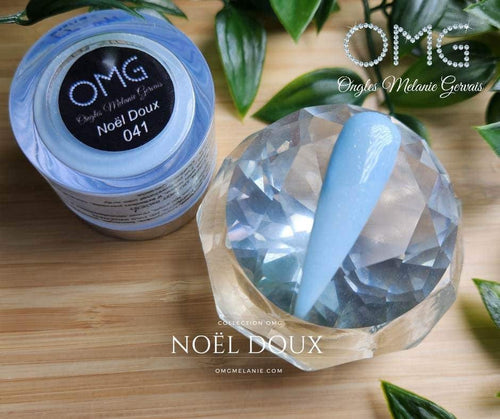 OMG Noël Doux 041 - Ongles Elaine Lemay