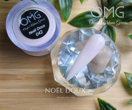 OMG Noël Doux 042 - Ongles Elaine Lemay