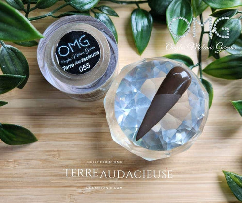 OMG Terre Audacieuse 055 - Ongles Elaine Lemay